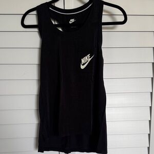 Nike Women's Black Sleeveless Tank